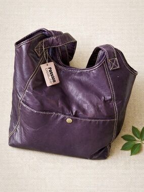 Purple Faux‑Leather Shoulder Bag – Everyday Tote with Silver Hardware